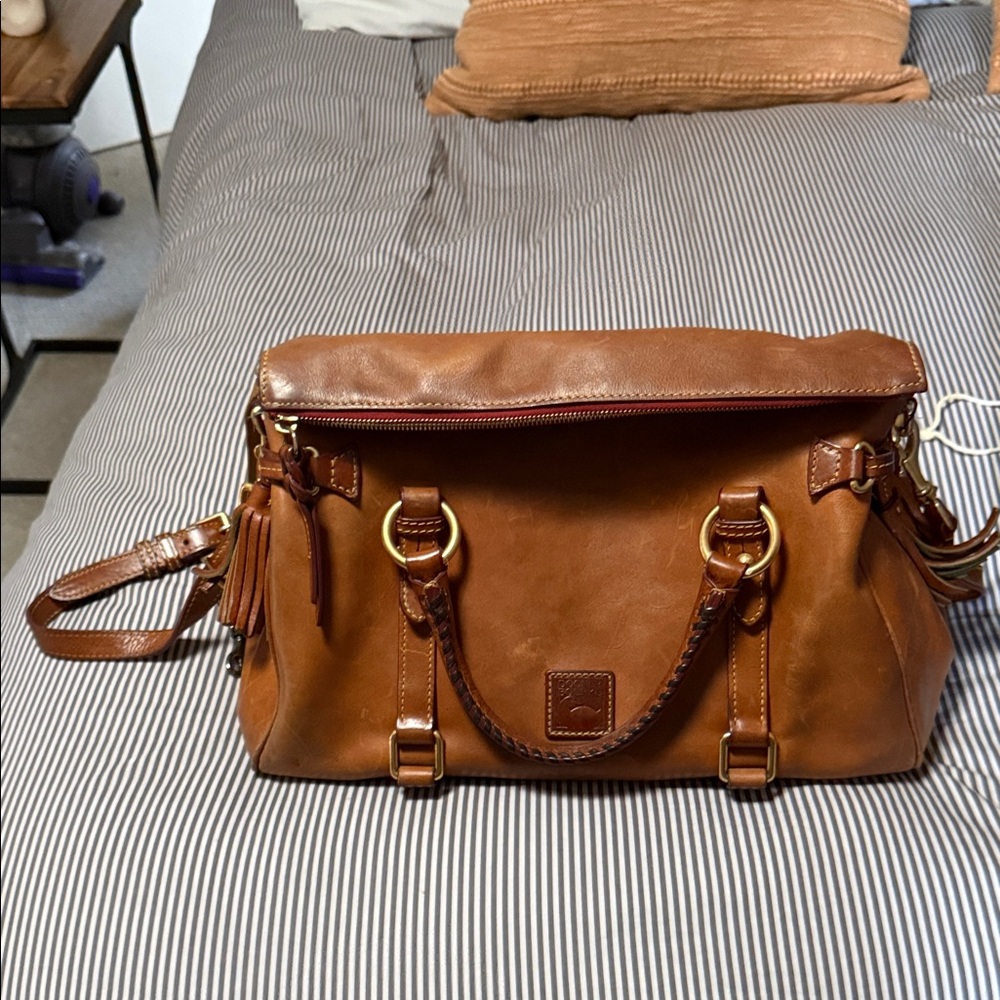 Dooney & Bourke Florentine Leather Satchel Handbag-Classic Women's Shoulder Bag